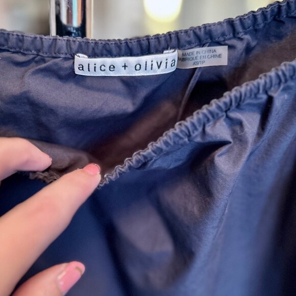 Alice + Olivia Split Back Off the Shoulder Coastal Crosby Top Blouse Navy Sz XS - Picture 11 of 13